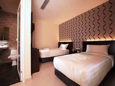 Izumi Bukit Bintang Hotel 3*